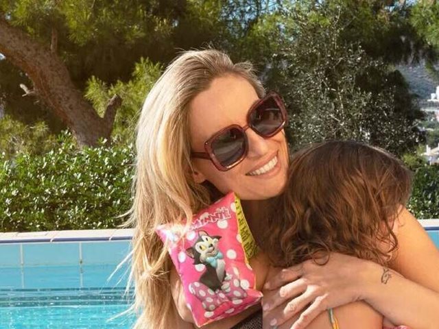 Αλεξάνδρα Μοροσούλη: Το δώρο που δίνει στην Ελεονώρα Μελέτη όταν εκείνη φεύγει για την Ευρωβουλή