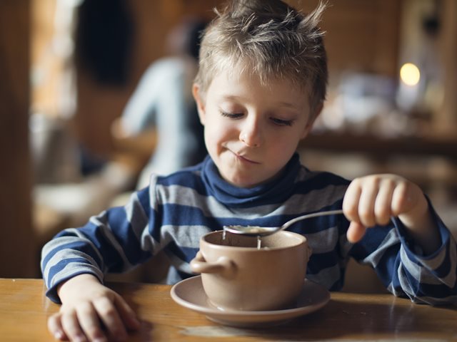 Όταν η επιλεκτικότητα του παιδιού στο φαγητό επιμένει- Τι πρέπει να γνωρίζουμε οι γονείς