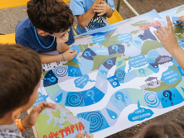 Με τη στήριξη του φυσικού μεταλλικού νερού ΒΙΚΟΣ, 10.000 παιδιά έγιναν "προστάτες" των Κυκλάδων