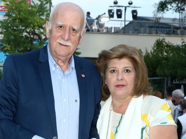 "Έζησα περισσότερα χρόνια δίπλα στον θείο μου. Παρά με τον πατέρα μου": Συγκινεί ο ανιψιός του Γιώργου Παπαδάκη