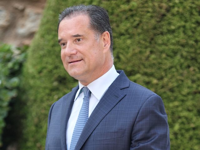 "Δεν αντικαθίσταται η μάνα, τελείωσε": Ο Άδωνις Γεωργιάδης σε μια εξομολόγηση για την απώλεια της μητέρας του