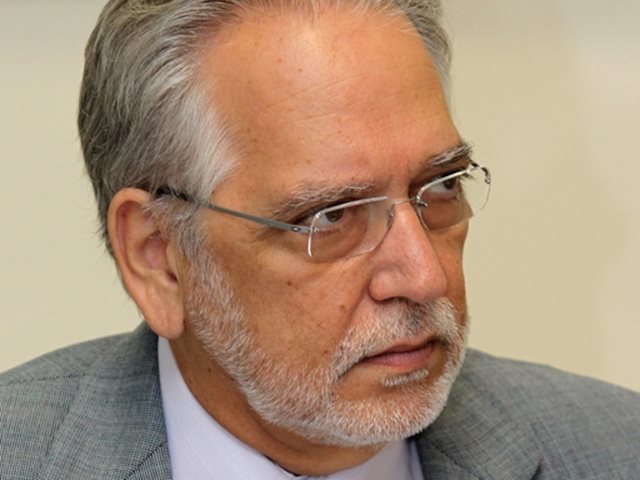 Γεώργιος Χρούσος: "Τα παιδιά είναι πιο ευάλωτα στο στρες. Για να ευχαριστήσουν τους γονείς τους, τους καλοπιάνουν"