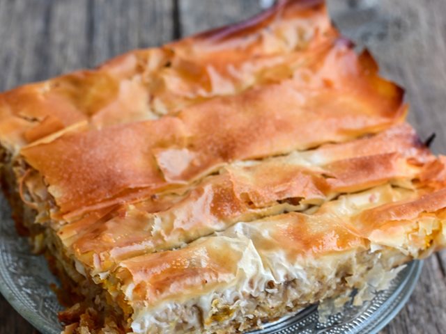 Τραχανόπιτα στο τηγάνι σε 15 λεπτά