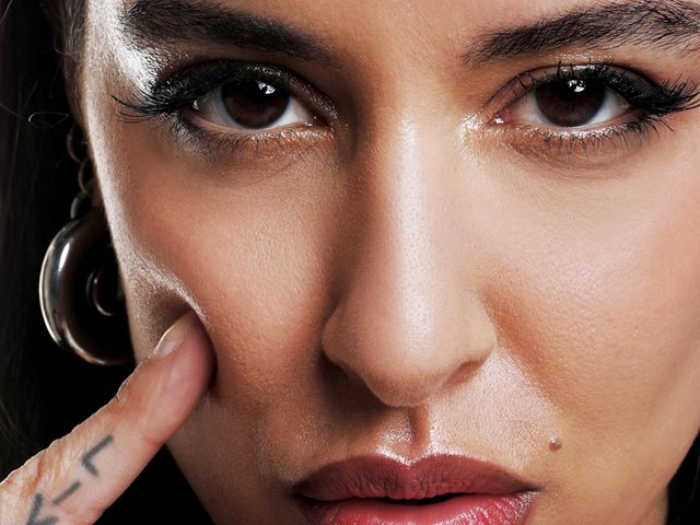 Η Μαρίνα Σάττι live στο Γήπεδο Απόλλων Καλαμαριάς