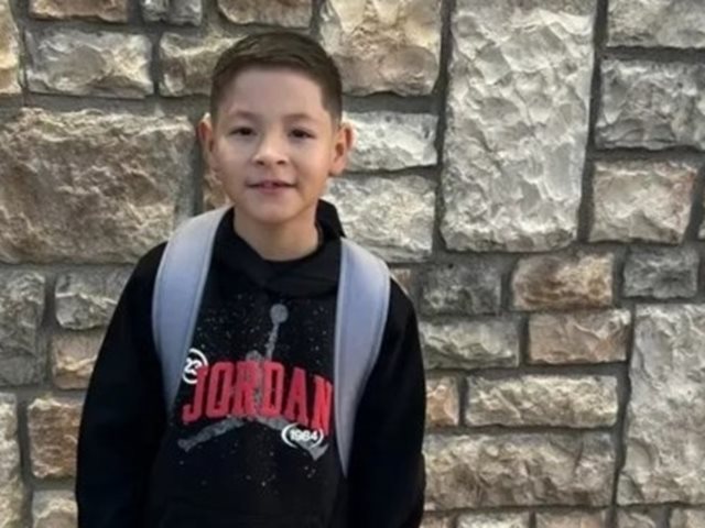 15χρονος σκότωσε τη μητέρα και τα αδέλφια της κοπέλας του, γιατί του είπε να χωρίσουν