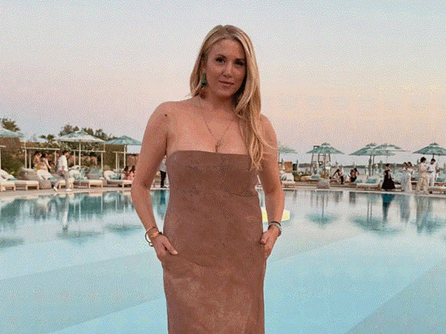 Η Φωτεινή Πετρογιάννη σε καλοκαιρινή βόλτα με τον γιο της