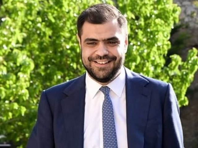 "Σε μια ιδανική ζωή που θα ήταν πολλά προβλήματα λυμένα θα ήθελα σίγουρα να κάνω τρία παιδιά": Ο Παύλος Μαρινάκης για τις δυσκολίες που αντιμετωπίζουν οι γονείς