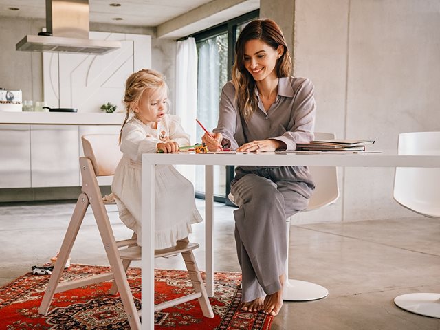 Cybex Click & Fold: Η σύγχρονη καρέκλα φαγητού για γονείς με υψηλές απαιτήσεις σε νέο χρώμα