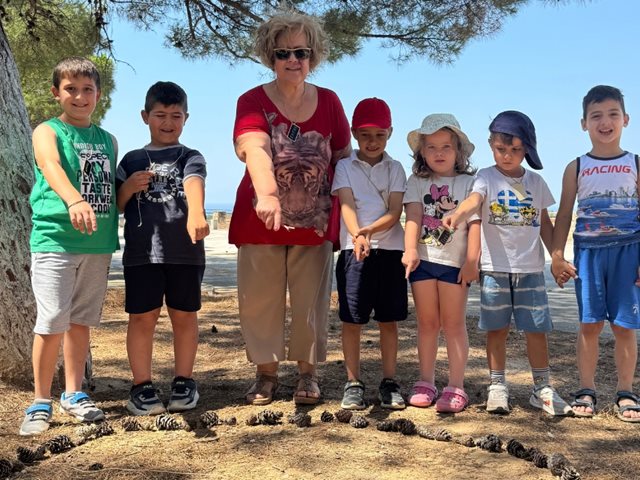 Το πρώτο διαγενεακό πρόγραμμα υπαίθριας εκπαίδευσης στην Ελλάδα: Παιδιά και οι ηλικιωμένοι μαθαίνουν μαζί στη Χαλκιδική