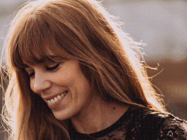 Μυρτώ Αλικάκη: ''Αισθάνομαι περήφανη όταν κοιτώ τα παιδιά μου γιατί έχω δώσει την ψυχή μου για αυτά''