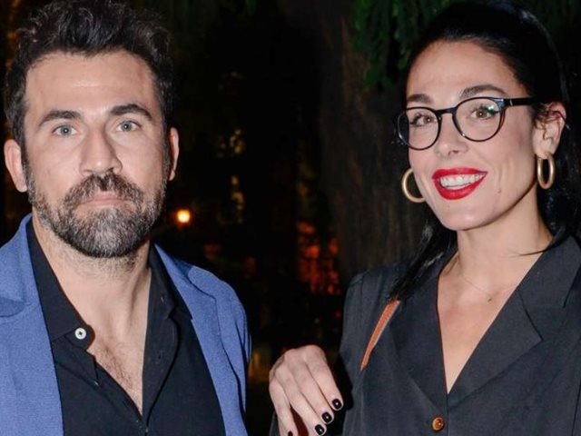 O Kίμων Κουρής και η Ιωάννα Τριανταφυλλίδου σε συναυλία της Μαρίνας Σάττι, λίγο πριν γίνουν γονείς