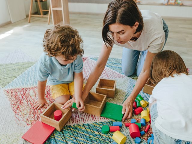 Νταντάδες της Γειτονιάς: Περνά σε πανελλαδική εφαρμογή από το τέλος του 2025