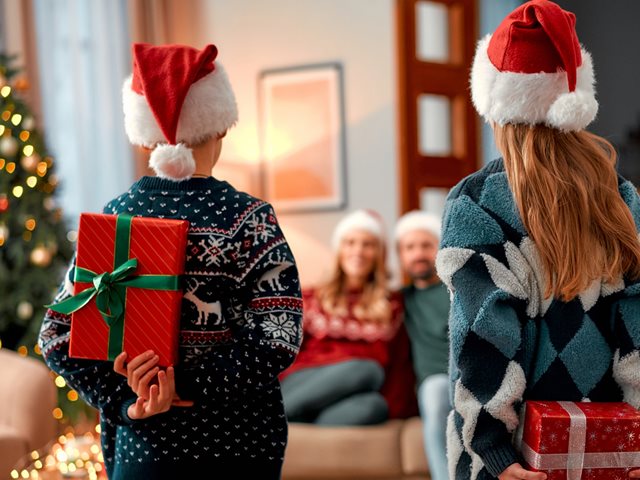 "Μαμά, τι δώρο θέλεις για τα Χριστούγεννα;": Τι απαντάμε στην πιο γλυκιά ερώτηση των παιδιών