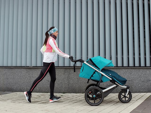 Τρέξιμο με το καρότσι: Γιατί οι γονείς λατρεύουν αυτή την άσκηση;