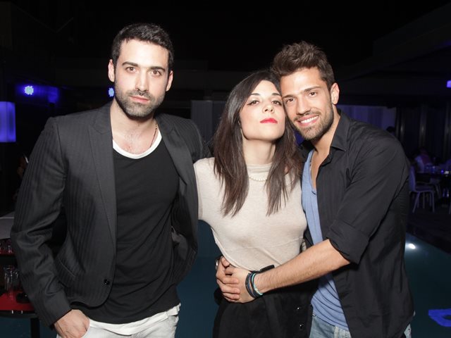 Πριν 39 χρόνια γεννήθηκαν στην Ελλάδα τα πρώτα τρίδυμα από εξωσωματική- Ο Κωνσταντίνος Αργυρός και τα αδέλφια του!