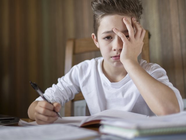 Πώς μπορεί το παιδί να διαβάζει το μάθημα της Ιστορίας χωρίς αποστήθιση