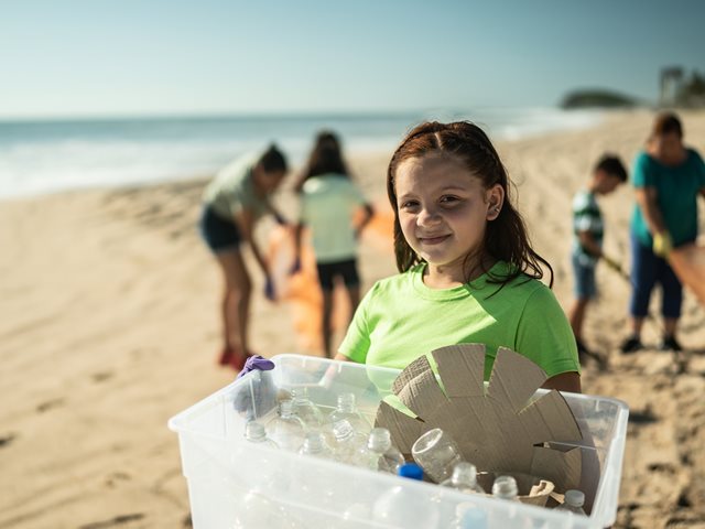 "Τα εσώρουχα της θάλασσας": Ένα νέο βιβλίο μαθαίνει στα παιδιά για τη μόλυνση των θαλασσών