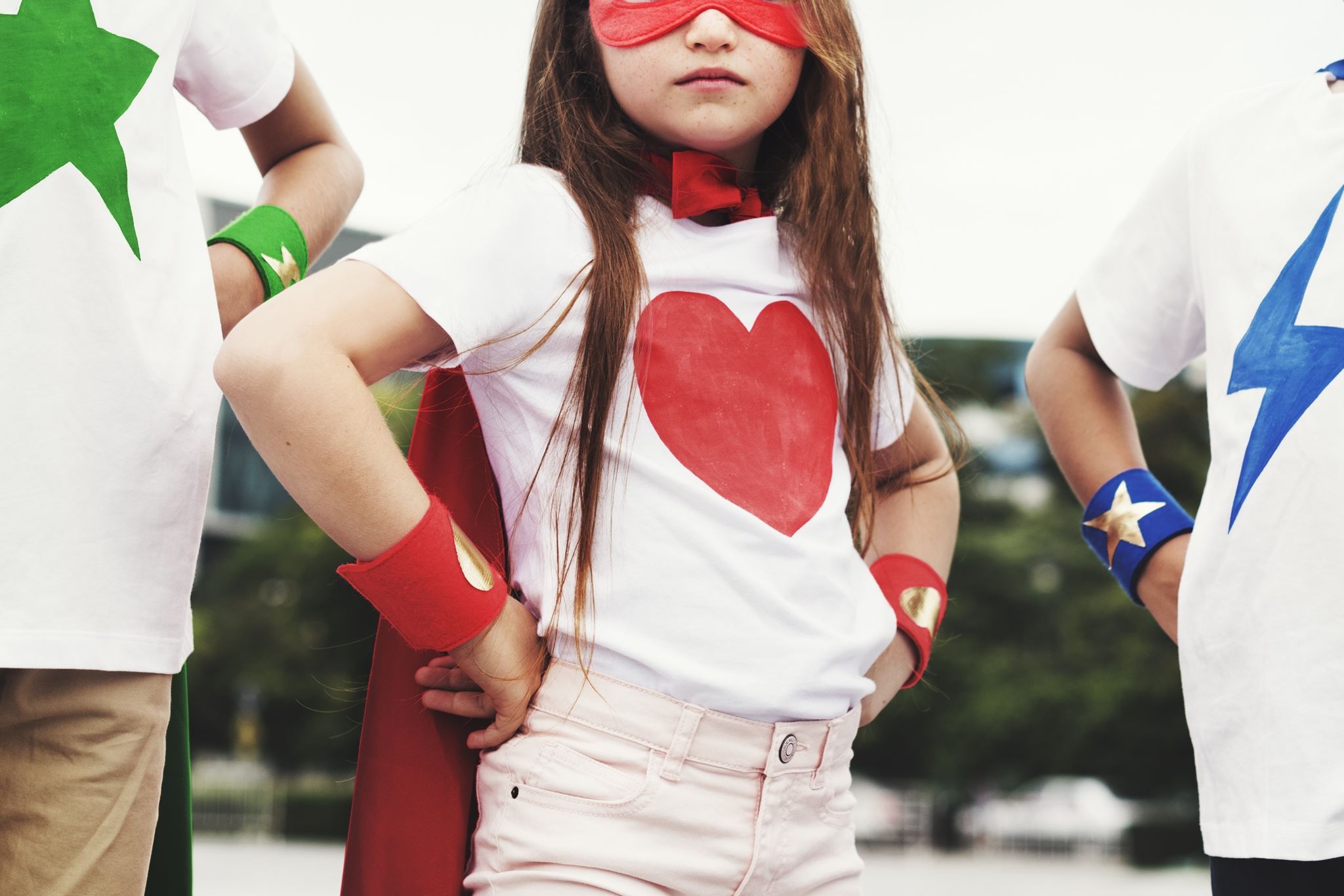 Γιατί δεν υπάρχουν "κοριτσίστικα" ρούχα με Σούπερ Ήρωες;