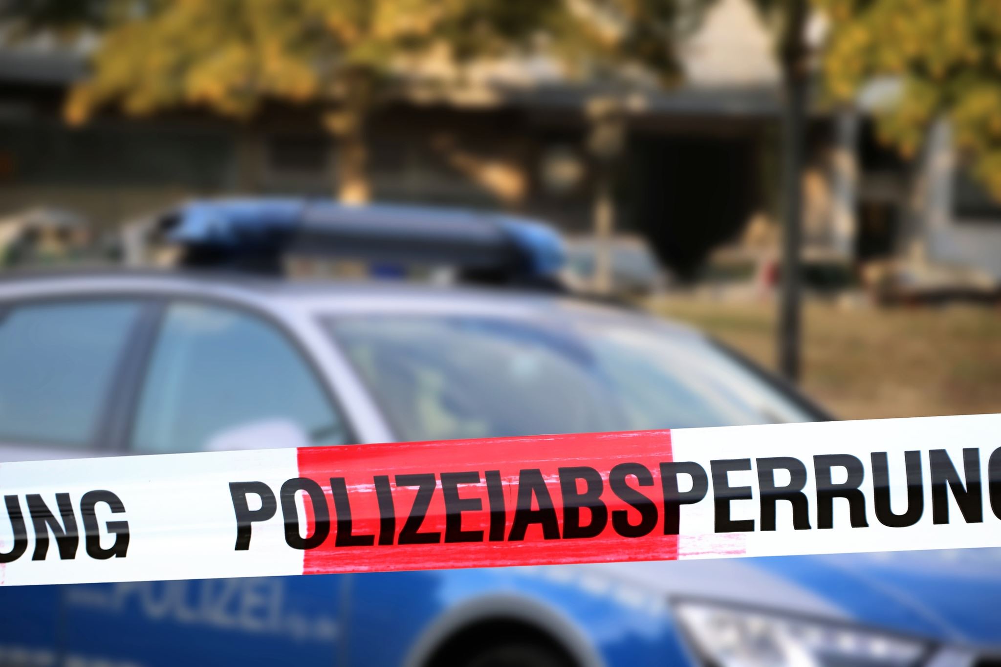 Η δήμαρχος της πόλης Χέρντεκε στη Γερμανία μαχαιρώθηκε από τον ανήλικο γιο της
