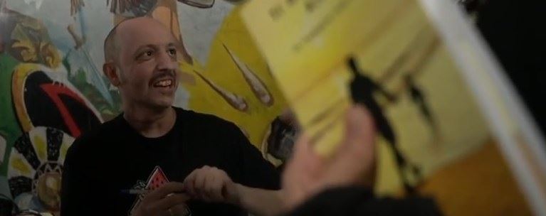 "Η ζωή σου αξίζει": Καρκινοπαθής δάσκαλος έγραψε 24 γράμματα στον 7χρονο γιο του - "Θέλω να είμαι πάντα κοντά του"