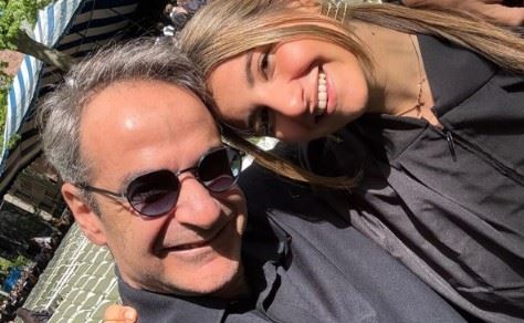 "Χρόνια πολλά αγάπη μου - Πότε πέρασαν 22 χρόνια": Η ανάρτηση του πρωθυπουργού για τα γενέθλια της κόρης του