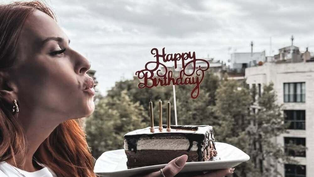 Η Σίσσυ Χρηστίδου γιόρτασε τα γενέθλιά της στη Βαρκελώνη μαζί με τους γιους της