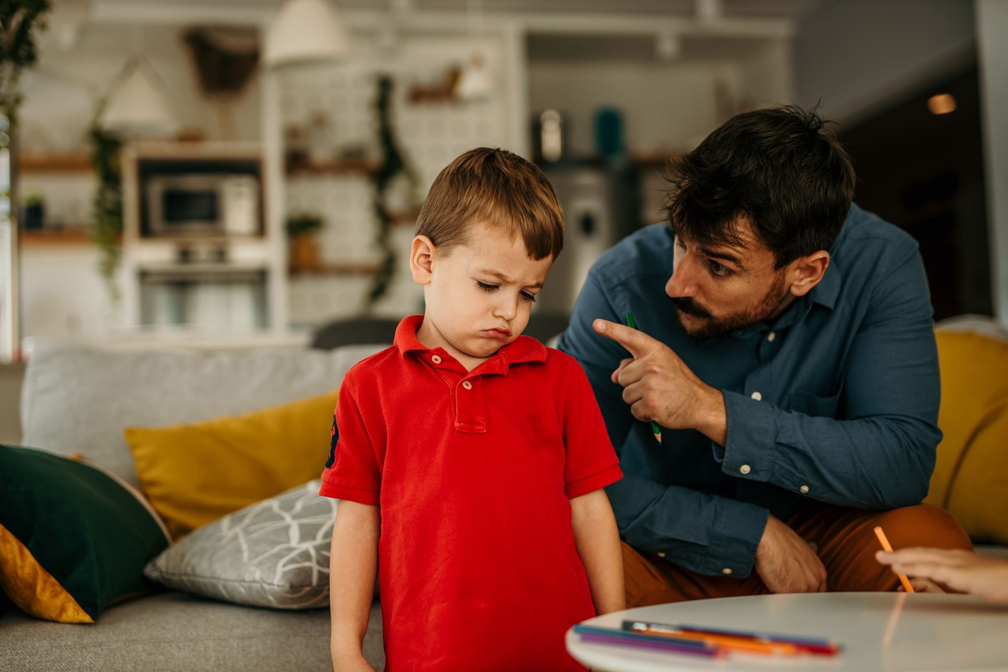 3 φράσεις των γονιών που μειώνουν την αυτοπεποίθηση των παιδιών