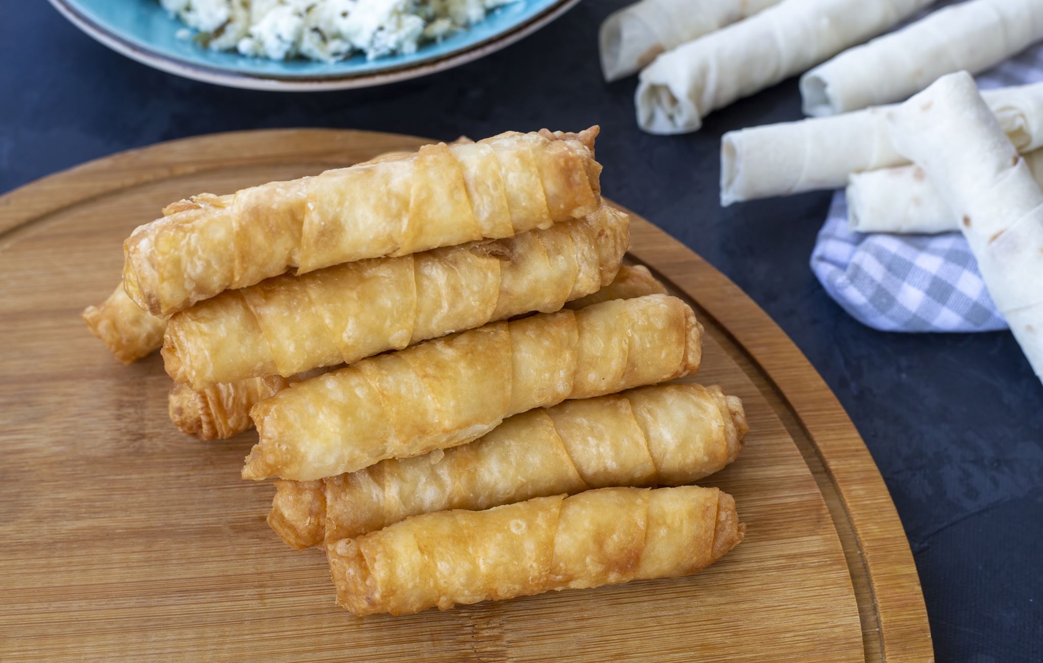 Γεμιστές φλογέρες με τυρί- Η συνταγή που εγκρίνουν οι Ελληνίδες γιαγιάδες