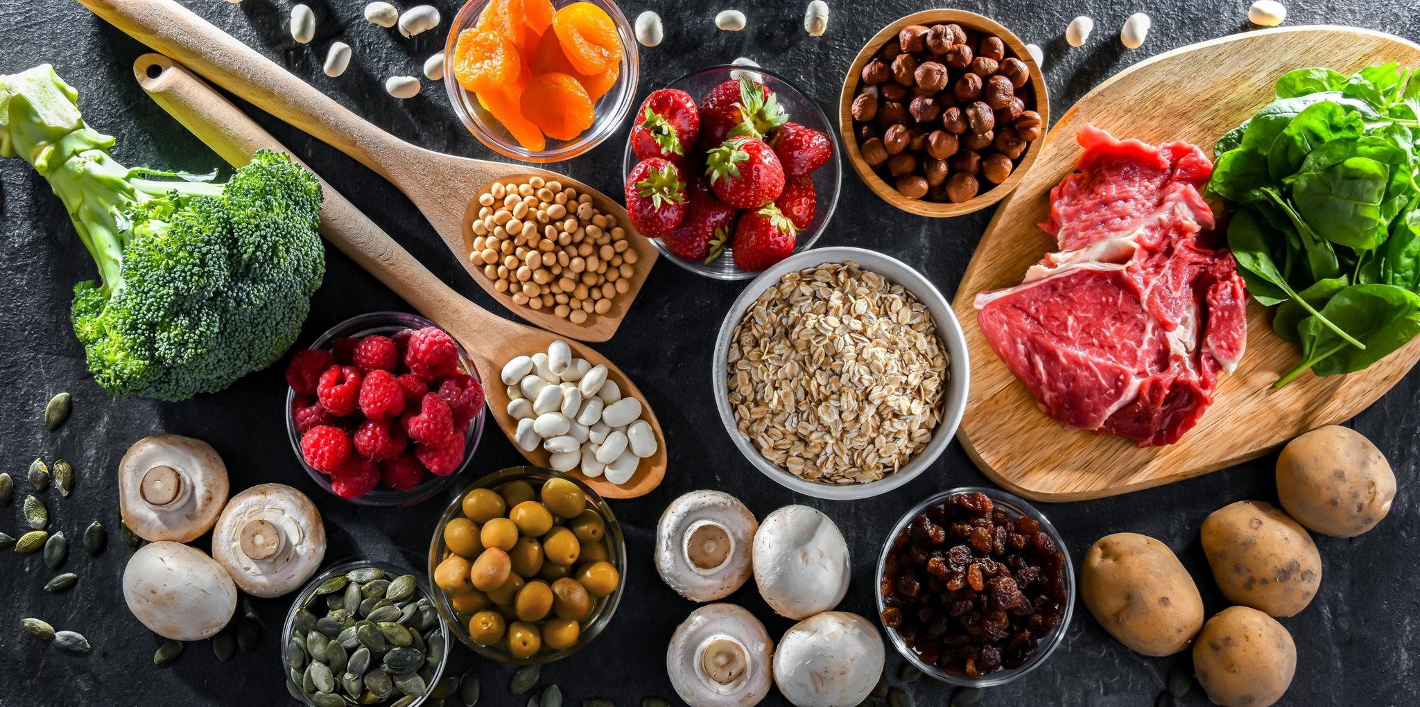 Πώς μπορείς να αυξήσεις την απορρόφηση σιδήρου: Οι έξυπνοι διατροφικοί συνδυασμοί