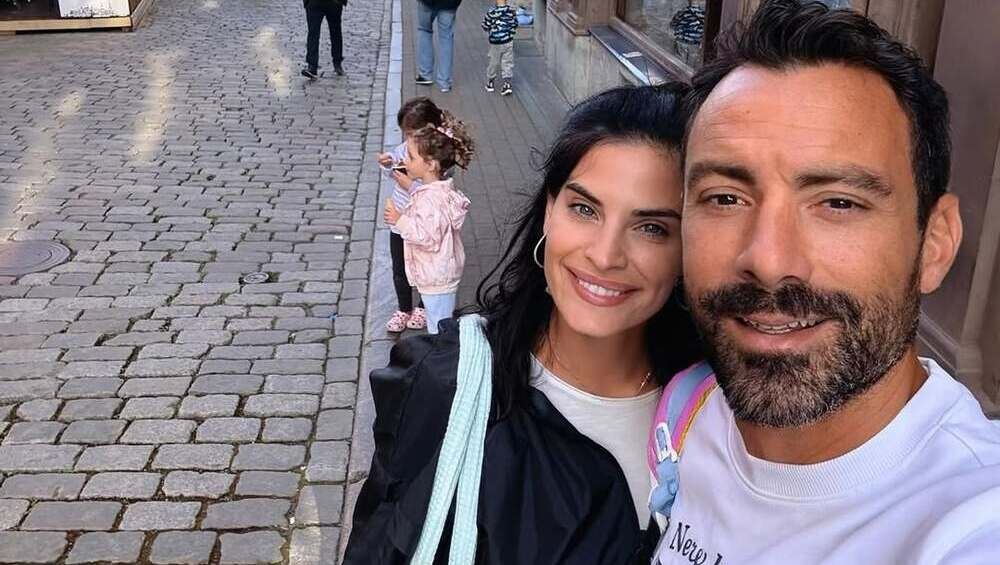 Απόδραση χωρίς τα παιδιά τους για τη Χριστίνα Μπόμπα και τον Σάκη Τανιμανίδη