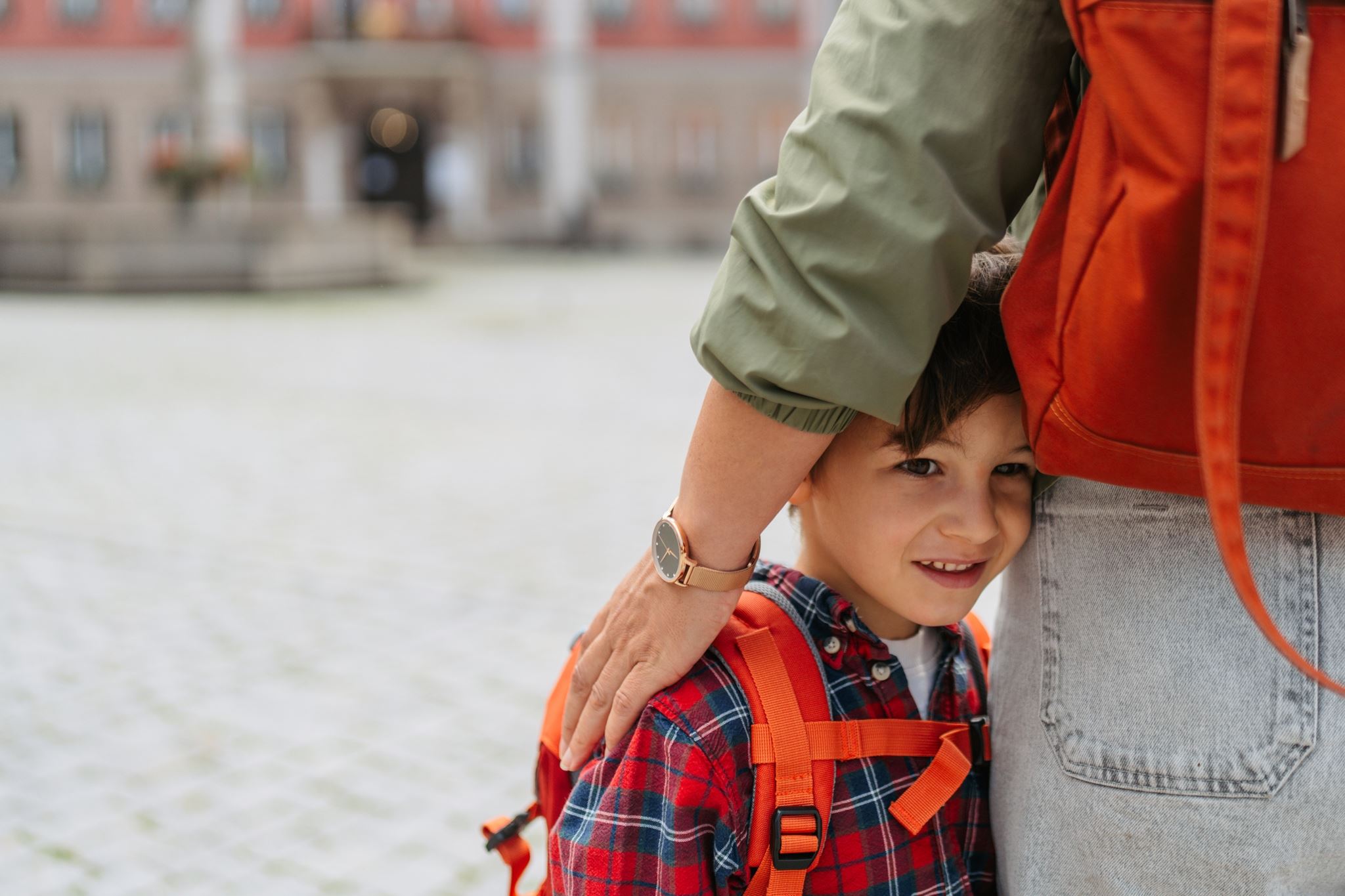 Το "πρόσεχε" που λέμε από αγάπη περιορίζει την περιέργεια των παιδιών