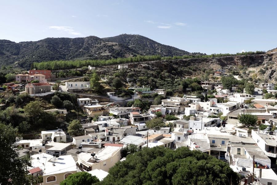 Με την παρουσία ψυχολόγων άνοιξαν τη Δευτέρα τα σχολεία στα Βορίζια