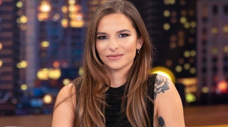 "Καράφλα μετά την εγκυμοσύνη": Η Εριέττα Κούρκουλου Λάτση στο γυμναστήριο με τον γιο της