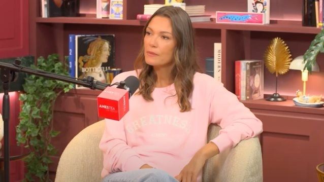 Βίκυ Καγιά: "Δεν ήμουν παιδί που ξεχωρίζει αλλά που αντέχει"