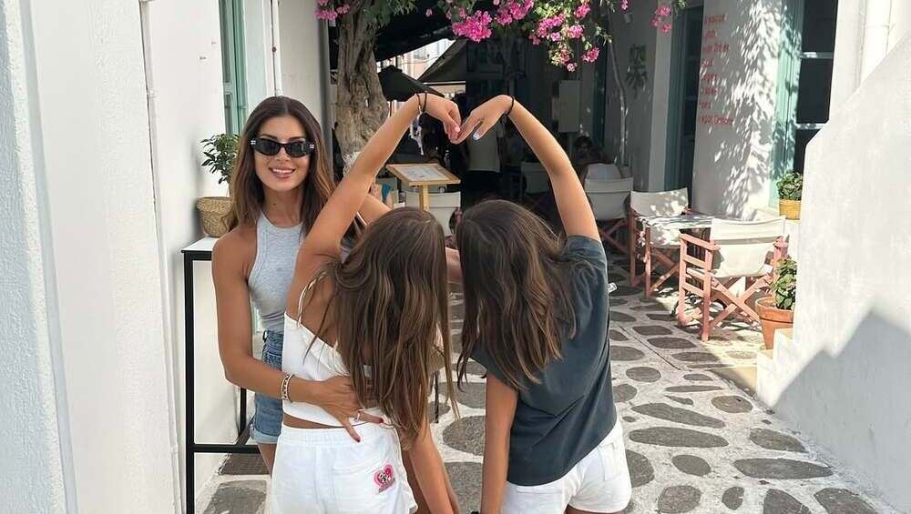 Η Σταματίνα Τσιμτσιλή σε μια αποκάλυψη για τον Θέμη Σοφό μετά τη γέννηση του τρίτου παιδιού τους