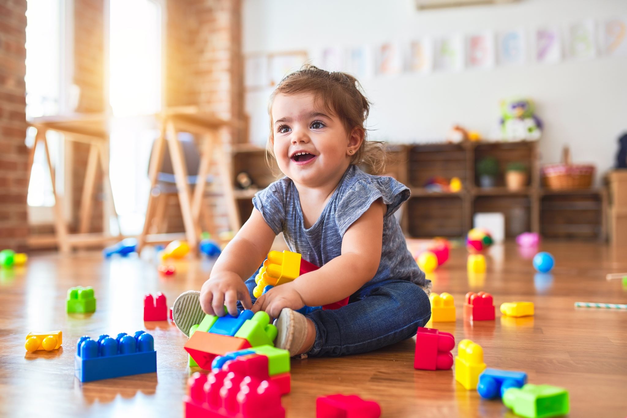 Λιγότερα παιχνίδια στο παιδικό δωμάτιο: 5 tips για να τα καταφέρεις