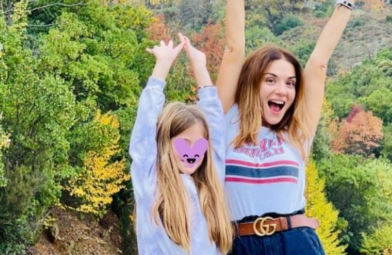 Εύα Τσιμιτσέλη: Η σπάνια εμφάνιση στο "φακό" της μαμάς της, Βάσως Λασκαράκη