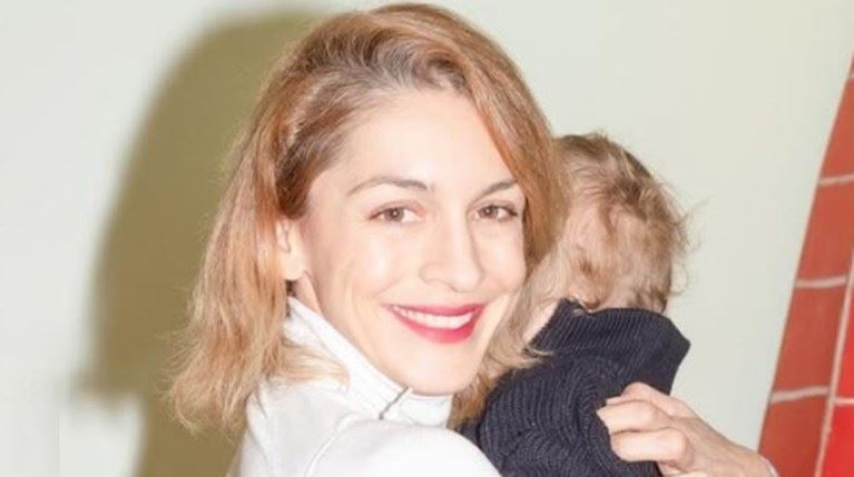 H Γιούλικα Σκαφιδά αποκαλύπτει τον λόγο που νιώθει ενοχικά ως μητέρα: "Άραγε συνηθίζεται ποτέ;"