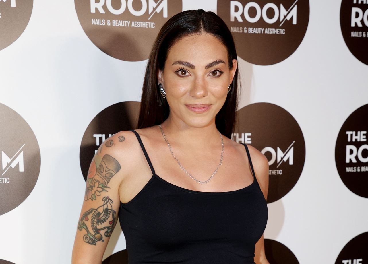 "Όλος ο κόσμος μου στην αγκαλιά μου": Η τρυφερή φωτογραφία με τον γιο της