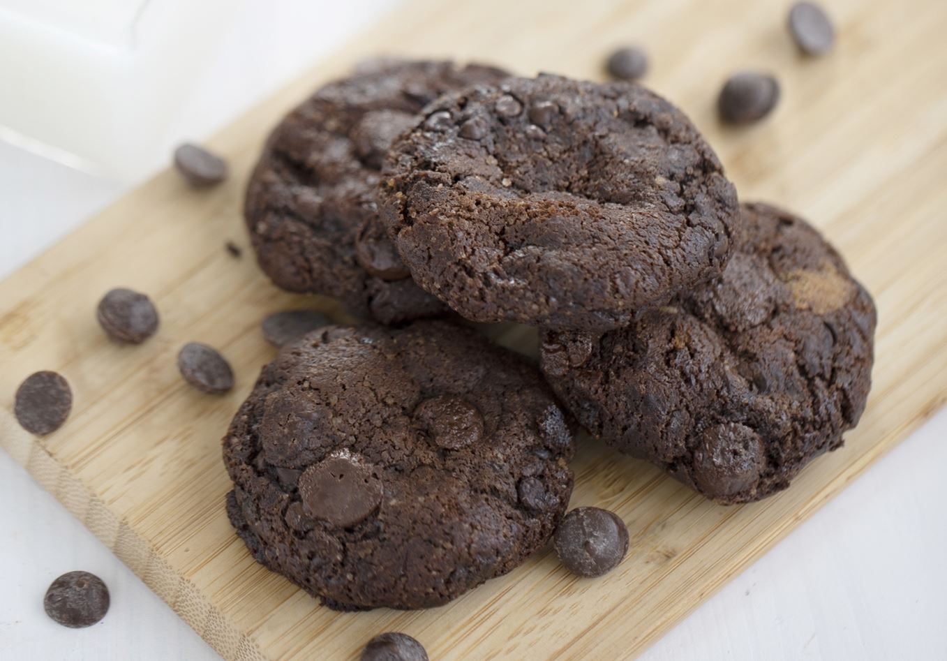 Μπισκότα πραλίνας με 3 υλικά: Θα τα φτιάξεις σε 10 λεπτά!