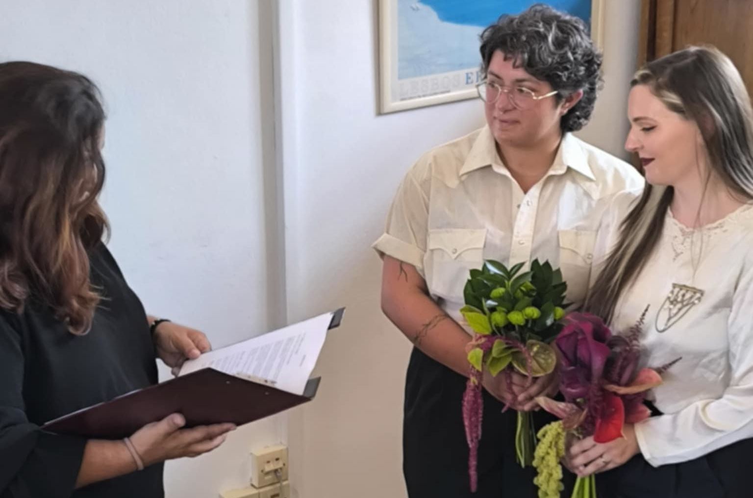 Μυτιλήνη: Τελέσθηκε ο πρώτος πολιτικός γάμος μεταξύ γυναικών
