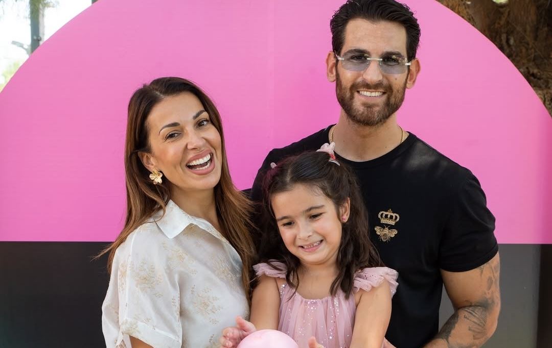 Book Club: Το αγαπημένο βιβλίο της κόρης της Ελένης Χατζίδου μαθαίνει στα παιδιά να αναγνωρίζουν τη μοναδικότητά τους