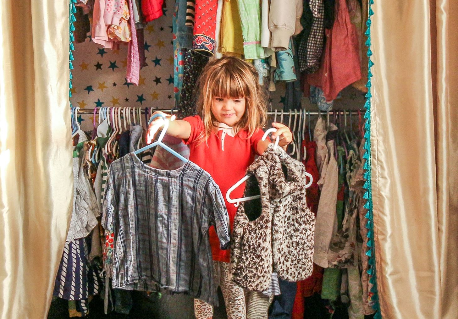 Τι να κάνεις όταν το παιδί θέλει να φοράει κάθε μέρα τα ίδια ρούχα