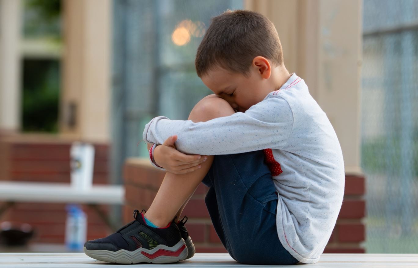 Όχι 1 αλλά 195 μελέτες αποδεικνύουν ότι η σωματική τιμωρία στα παιδιά συνδέεται με προβλήματα συμπεριφοράς και υγείας