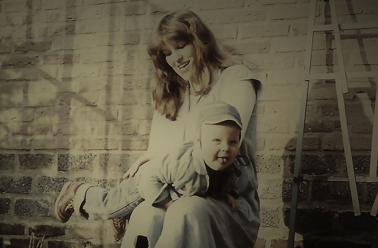 Ο Ευθύμιος Κάλφας αποκάλυψε τη μεγαλύτερη πρόκληση που αντιμετωπίζουμε οι σημερινοί γονείς