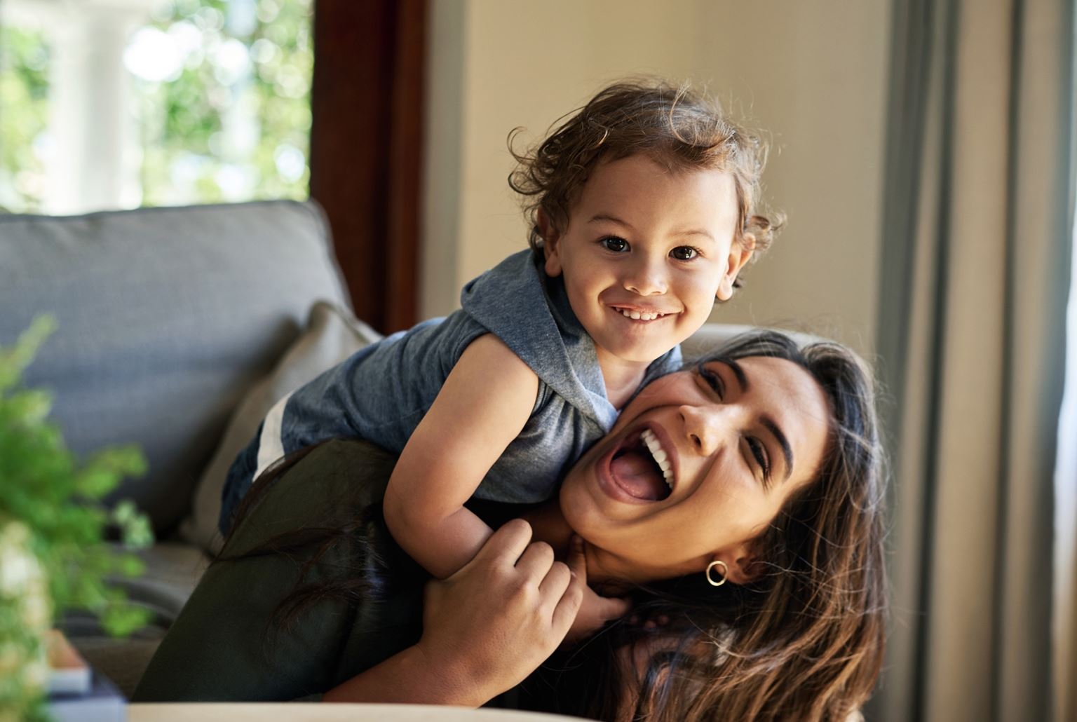 Γιατί οι γονείς της Generation Z δεν συμφωνούν με το "gentle parenting";