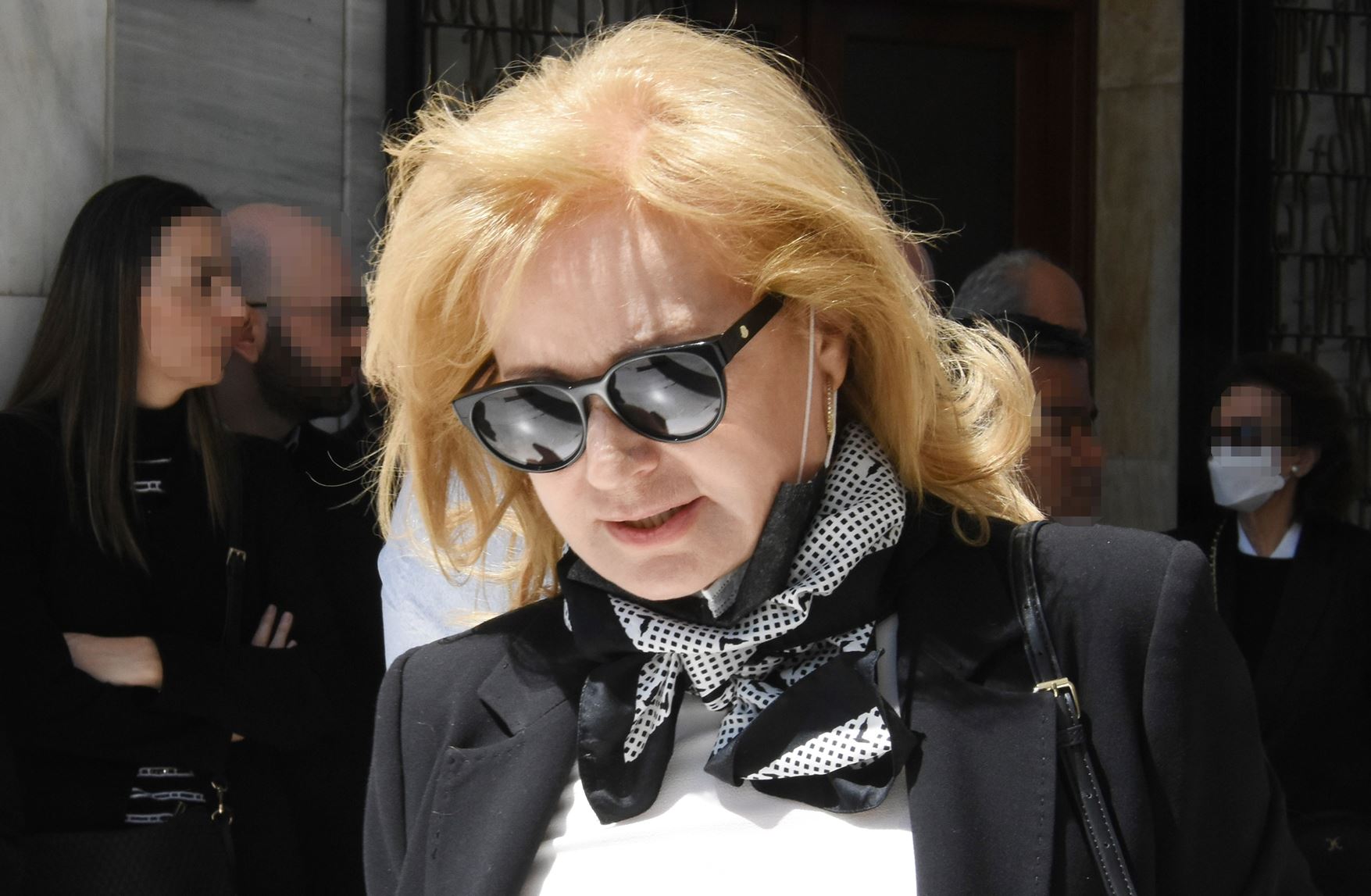 Αγγελική Νικολούλη: "Τα ανίψια μου "έφυγαν" νωρίς - Ο Διονυσάκης ήταν μόλις 10 ετών"