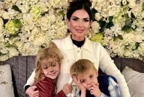 Δεν τη βοήθησε κανείς: Μητέρα σε διάσταση βρέθηκε νεκρή με τα παιδιά της - Θύμα ενδοοικογενειακής βίας από τον πρώην της