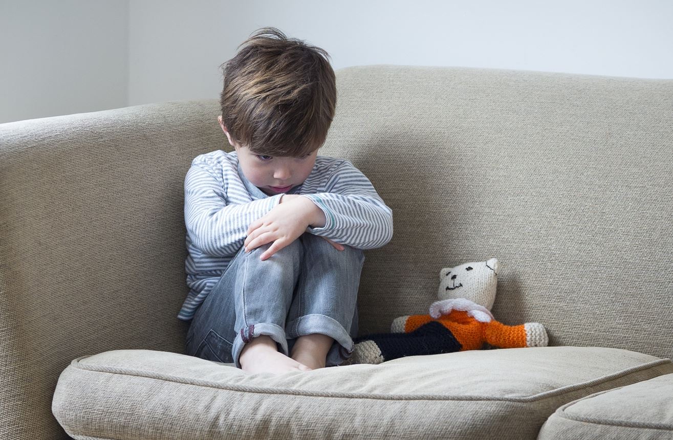 Το "θα δεις τι θα πάθεις" των γονιών επέστρεψε, είναι viral και μας προβληματίζει